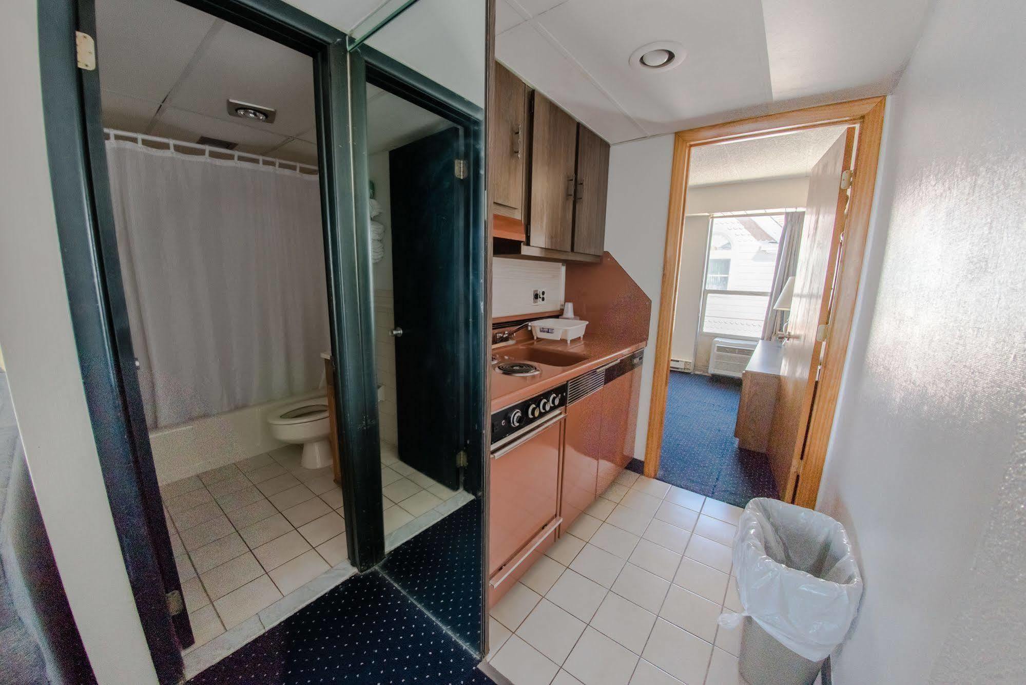 Windjammer Motor Inn Seaside Park Eksteriør billede